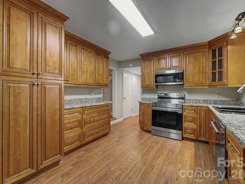 304 Canterbury Road, Cullowhee, NC 28723.  MLS# CAR4420776, YatesRealty ID 51501. 