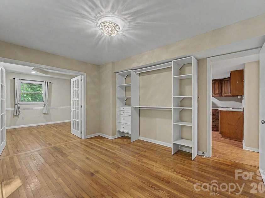 304 Canterbury Road, Cullowhee, NC 28723.  MLS# CAR4420776, YatesRealty ID 51501. 