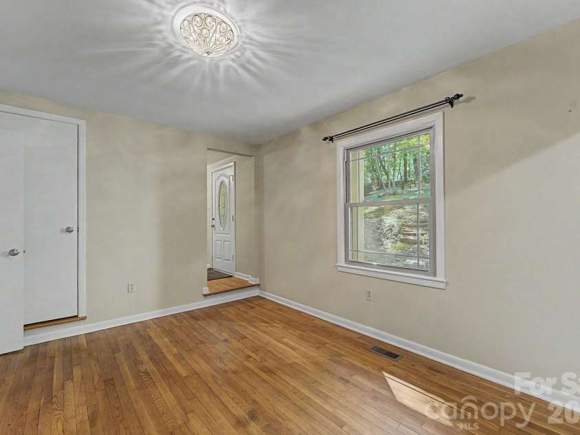 304 Canterbury Road, Cullowhee, NC 28723.  MLS# CAR4420776, YatesRealty ID 51501. 