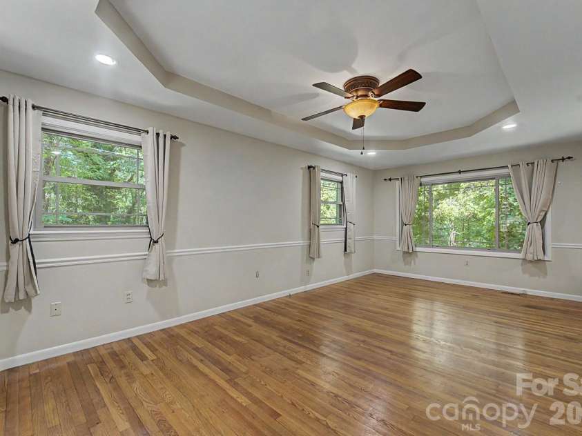 304 Canterbury Road, Cullowhee, NC 28723.  MLS# CAR4420776, YatesRealty ID 51501. 