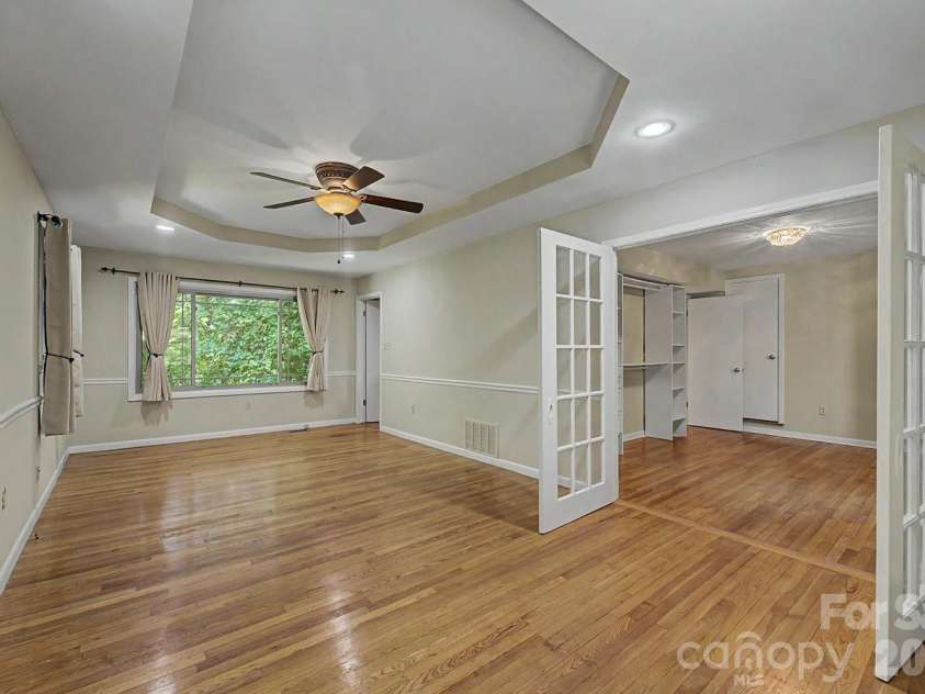 304 Canterbury Road, Cullowhee, NC 28723.  MLS# CAR4420776, YatesRealty ID 51501. 