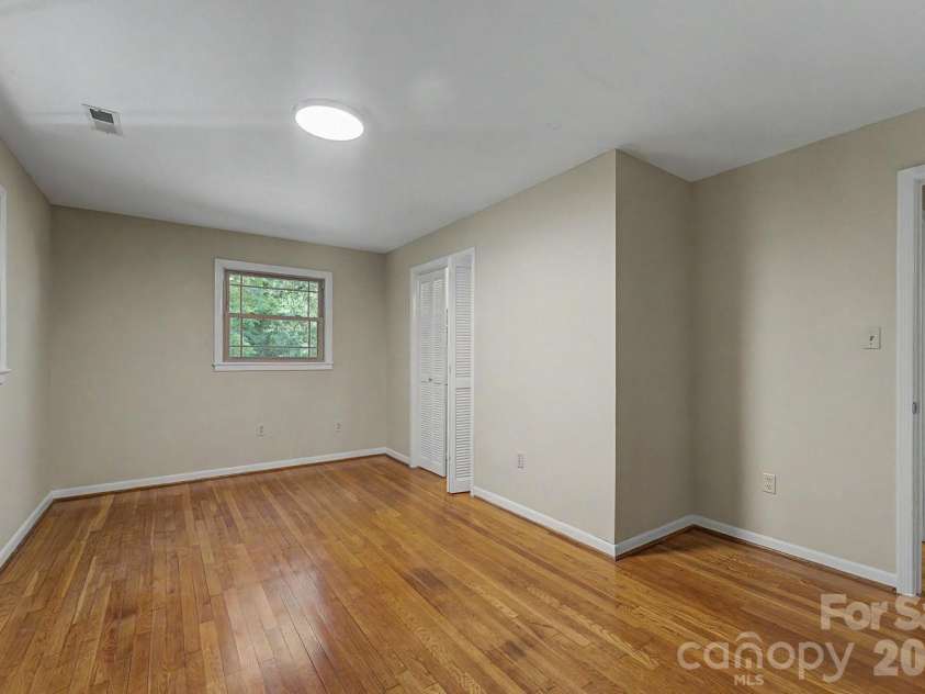 304 Canterbury Road, Cullowhee, NC 28723.  MLS# CAR4420776, YatesRealty ID 51501. 