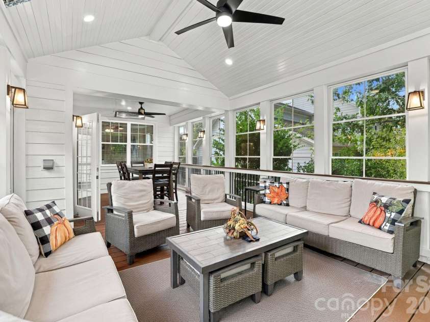 1236 Screech Owl Road, Waxhaw, NC 28173.  MLS# CAR4424430, YatesRealty ID 51502. Cozy Sunroom