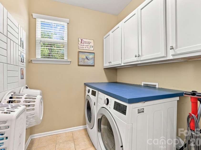 1236 Screech Owl Road, Waxhaw, NC 28173.  MLS# CAR4424430, YatesRealty ID 51502. Laundry