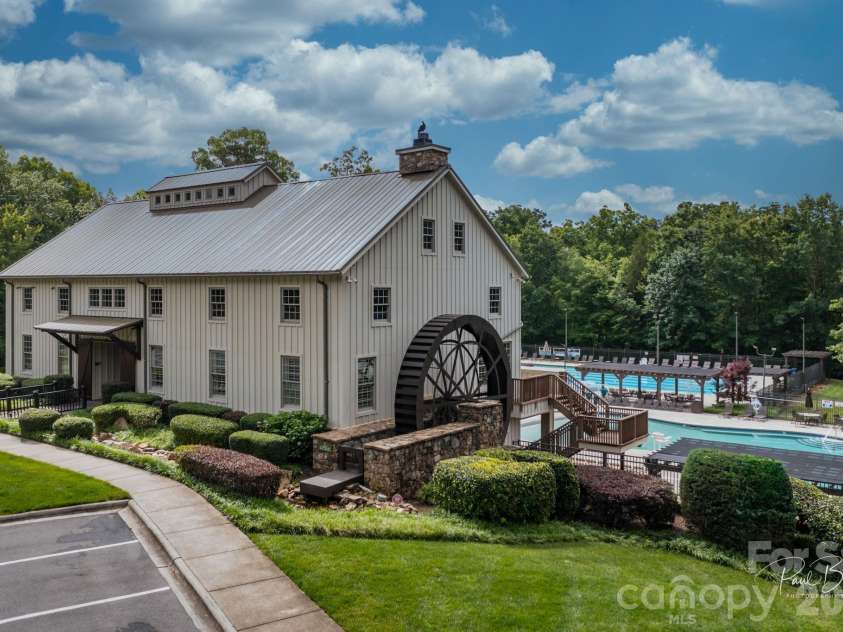 1236 Screech Owl Road, Waxhaw, NC 28173.  MLS# CAR4424430, YatesRealty ID 51502. Lawson Millhouse