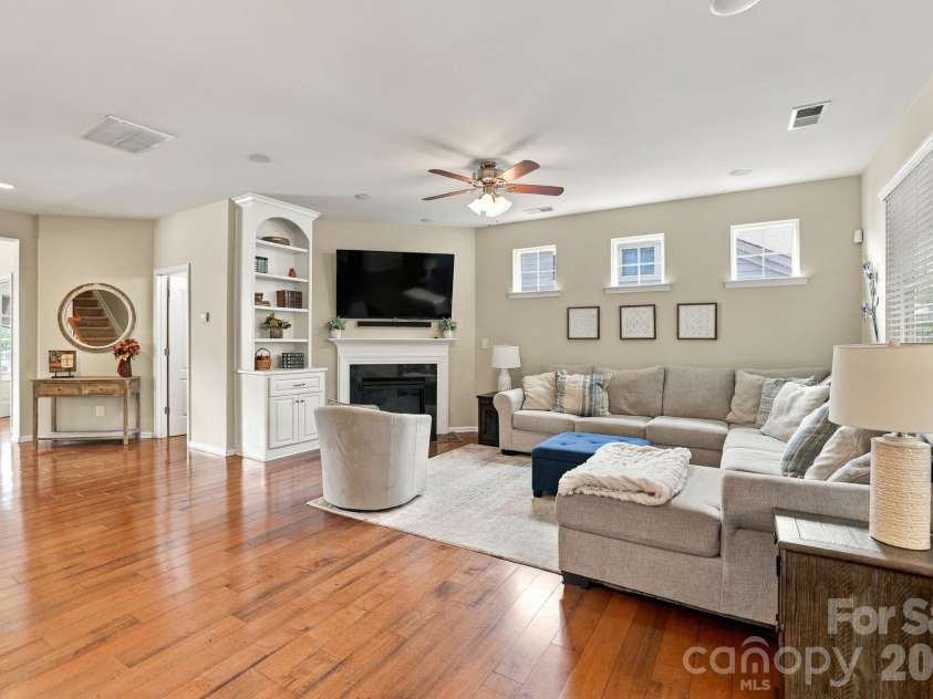 1236 Screech Owl Road, Waxhaw, NC 28173.  MLS# CAR4424430, YatesRealty ID 51502. Natural Lighting