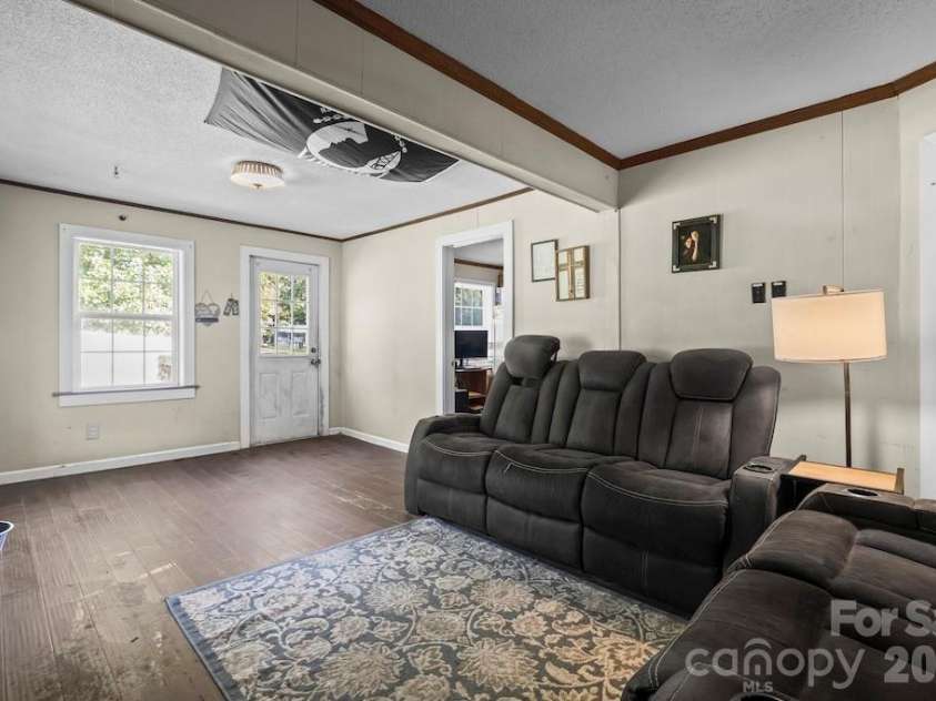 6287 Barclay Lane, Clover, SC 29710.  MLS# CAR4425726, YatesRealty ID 51503. Living room