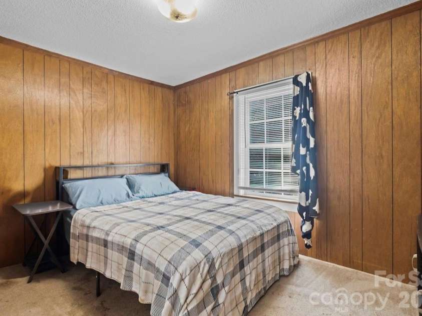 6287 Barclay Lane, Clover, SC 29710.  MLS# CAR4425726, YatesRealty ID 51503. Primary bedroom