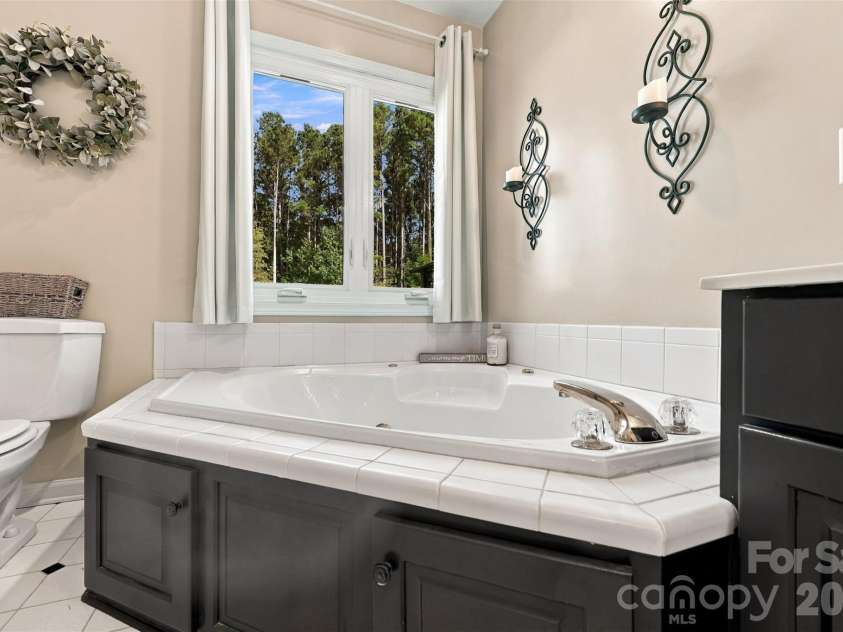 935 Killian Road, Stanley, NC 28164.  MLS# CAR4410593, YatesRealty ID 51504. 