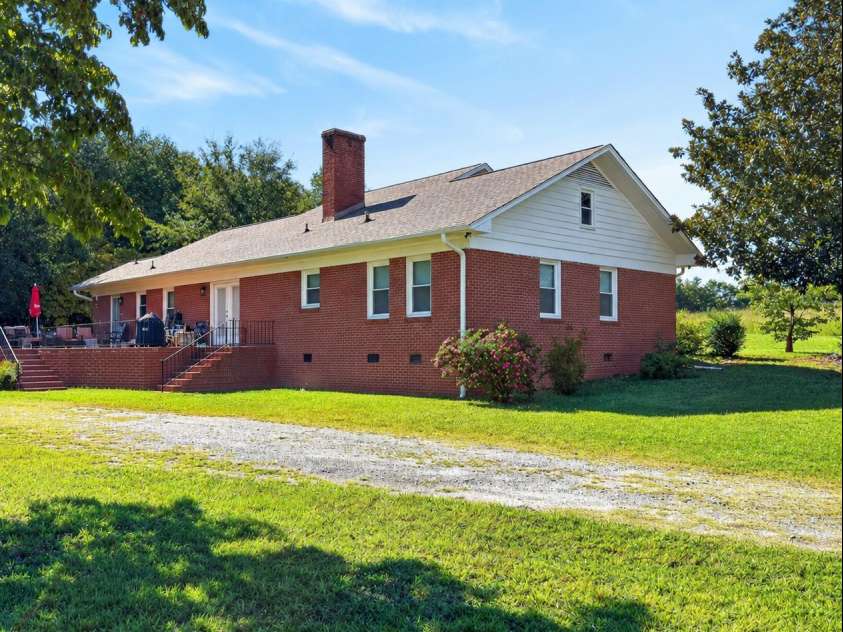 159 Mountain Street, Rutherfordton, NC 28139.  MLS# CAR4425745, YatesRealty ID 51505. 
