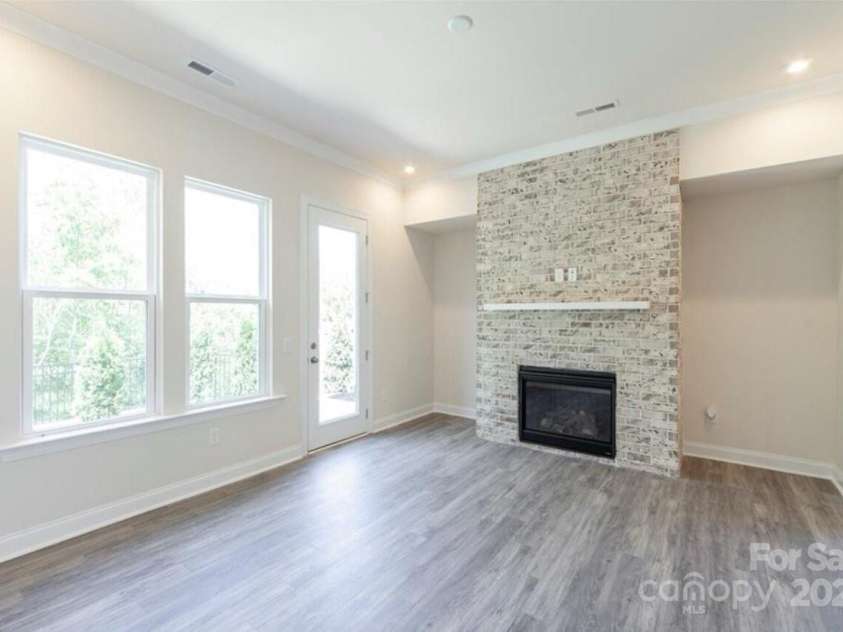 104 Kentmore Drive, Waxhaw, NC 28173.  MLS# CAR4233540, YatesRealty ID 5151. 