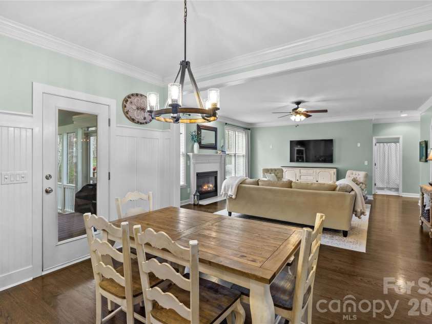 20110 Coachmans Wood Lane, Cornelius, NC 28031.  MLS# CAR4347157, YatesRealty ID 5151. 
