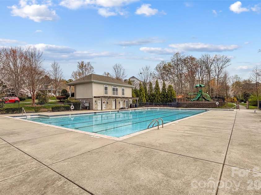 20110 Coachmans Wood Lane, Cornelius, NC 28031.  MLS# CAR4347157, YatesRealty ID 5151. 
