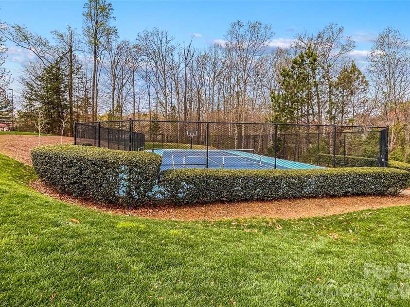 20110 Coachmans Wood Lane, Cornelius, NC 28031.  MLS# CAR4347157, YatesRealty ID 5151. 