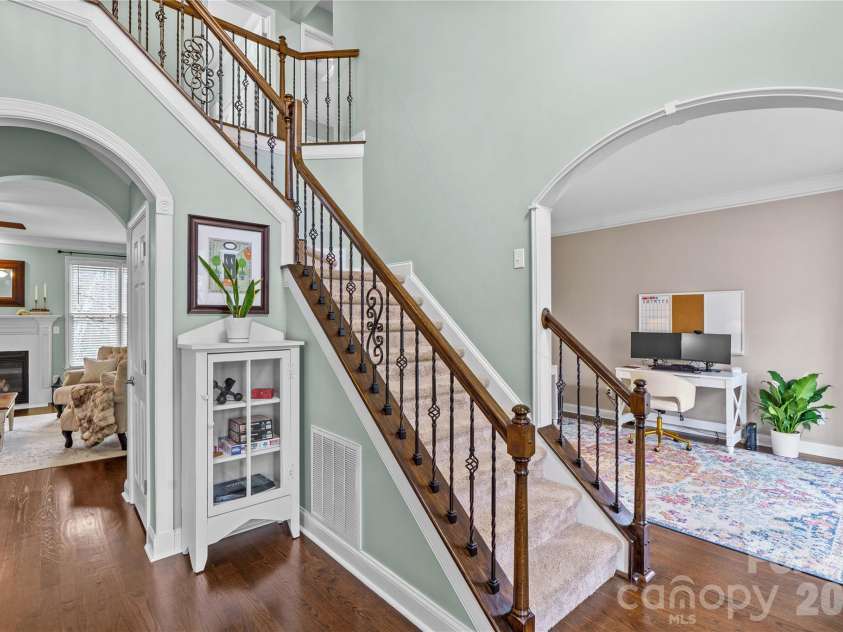 20110 Coachmans Wood Lane, Cornelius, NC 28031.  MLS# CAR4347157, YatesRealty ID 5151. 