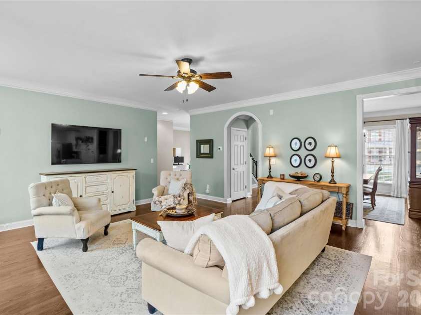 20110 Coachmans Wood Lane, Cornelius, NC 28031.  MLS# CAR4347157, YatesRealty ID 5151. 