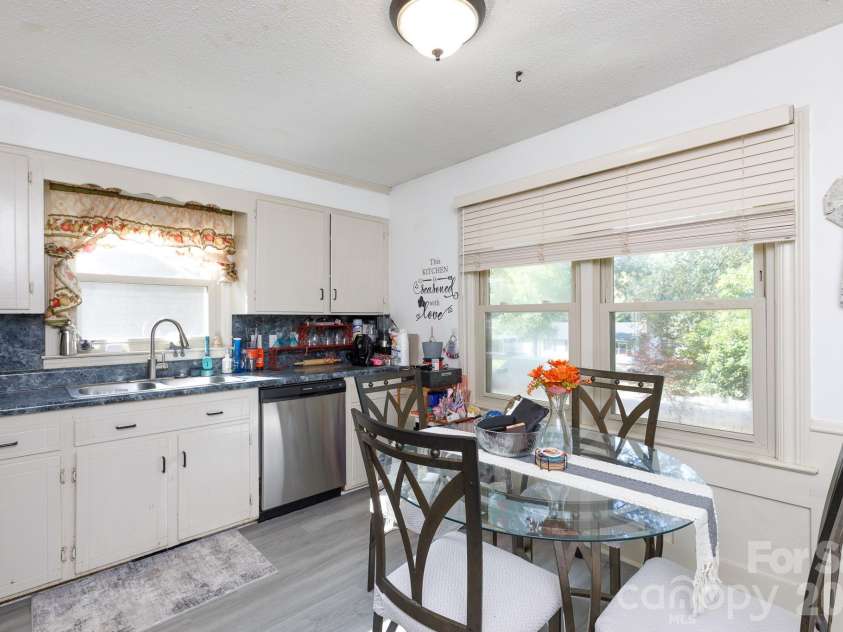 1740 Ashcroft Lane, Rock Hill, SC 29732.  MLS# CAR4426013, YatesRealty ID 51512. 