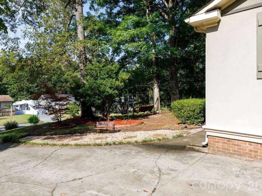 1740 Ashcroft Lane, Rock Hill, SC 29732.  MLS# CAR4426013, YatesRealty ID 51512. 