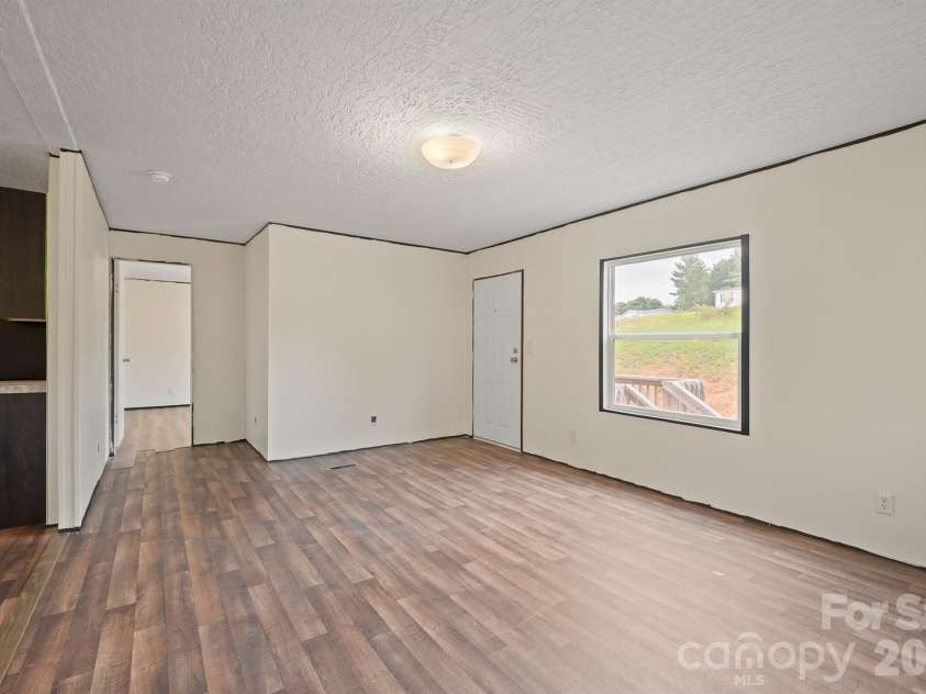 2913 Conner Circle, Morganton, NC 28645.  MLS# CAR4425522, YatesRealty ID 51513. 