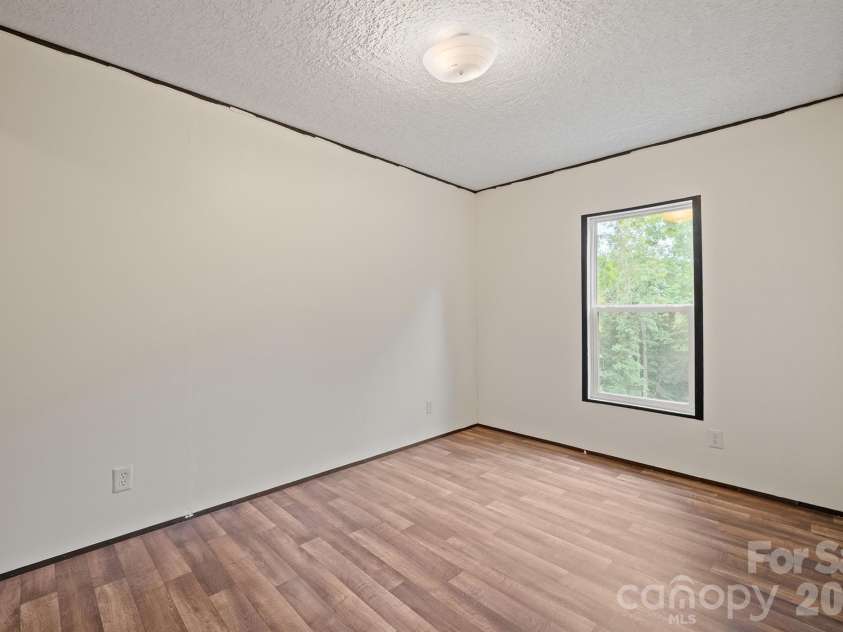 2913 Conner Circle, Morganton, NC 28645.  MLS# CAR4425522, YatesRealty ID 51513. 