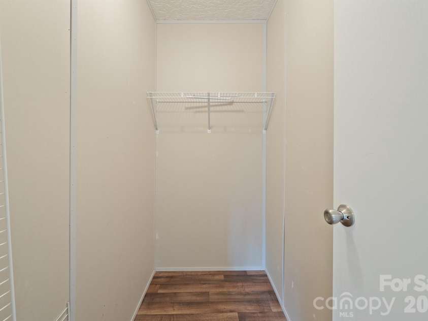 2913 Conner Circle, Morganton, NC 28645.  MLS# CAR4425522, YatesRealty ID 51513. 