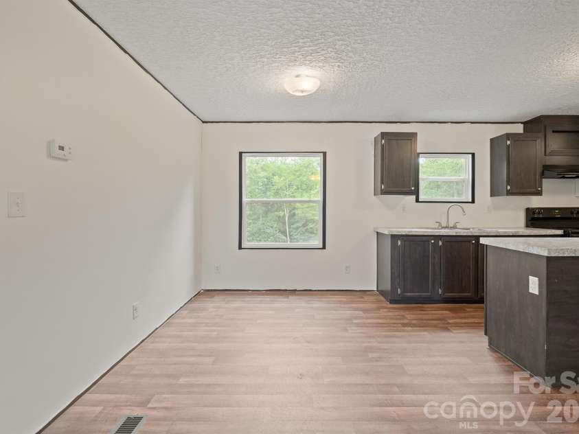2913 Conner Circle, Morganton, NC 28645.  MLS# CAR4425522, YatesRealty ID 51513. 