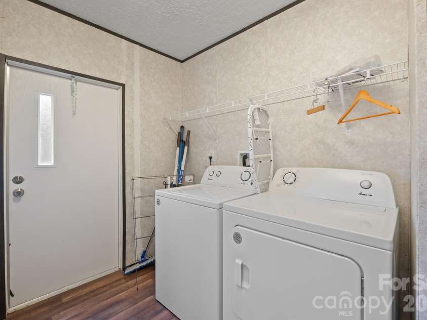 2913 Conner Circle, Morganton, NC 28645.  MLS# CAR4425522, YatesRealty ID 51513. 