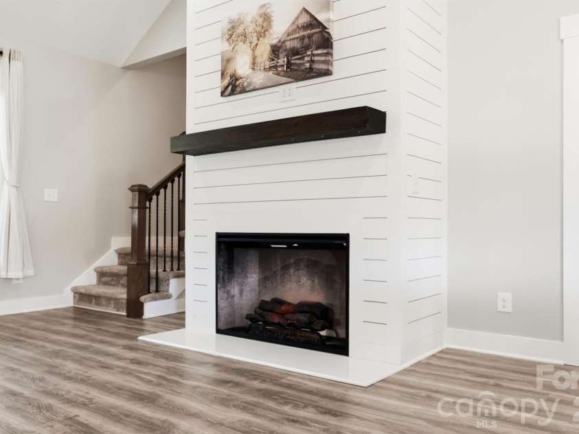 5115 Waxhaw Highway, Monroe, NC 28112.  MLS# CAR4424543, YatesRealty ID 51514. Custom 2 Story Fireplace