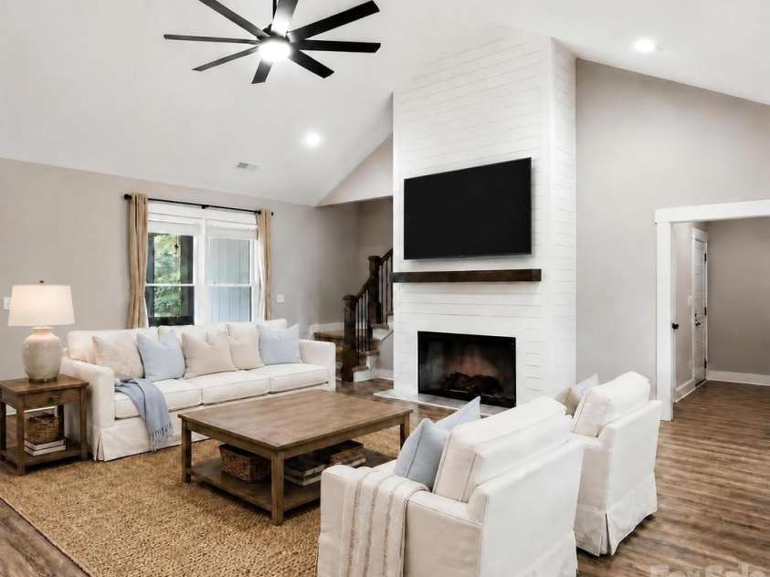 5115 Waxhaw Highway, Monroe, NC 28112.  MLS# CAR4424543, YatesRealty ID 51514. Living Room - Virtually Staged