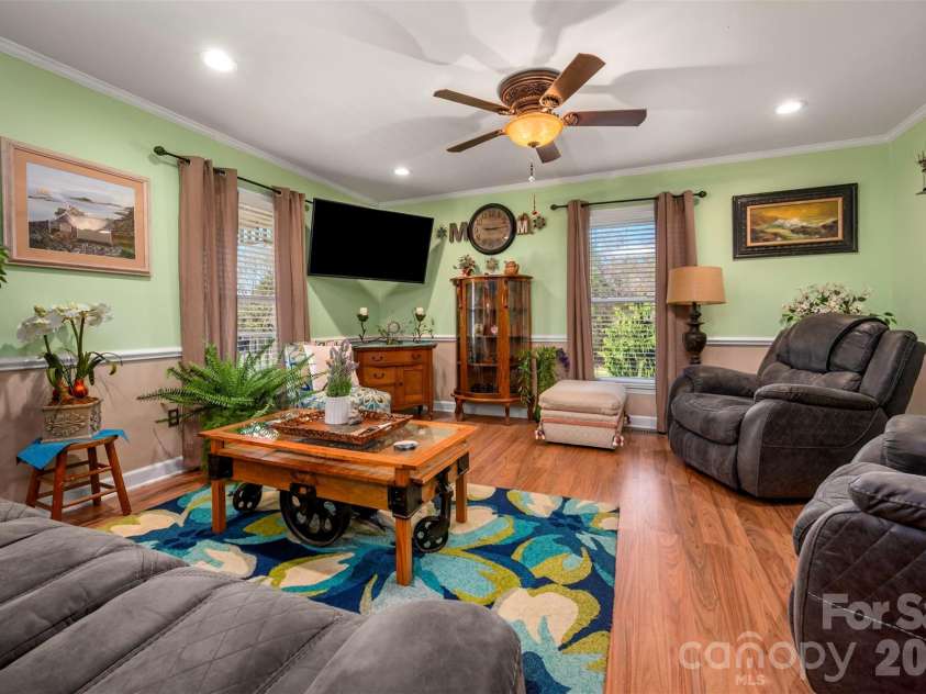 152 Quail Run, Forest City, NC 28043.  MLS# CAR4343918, YatesRealty ID 5152. 