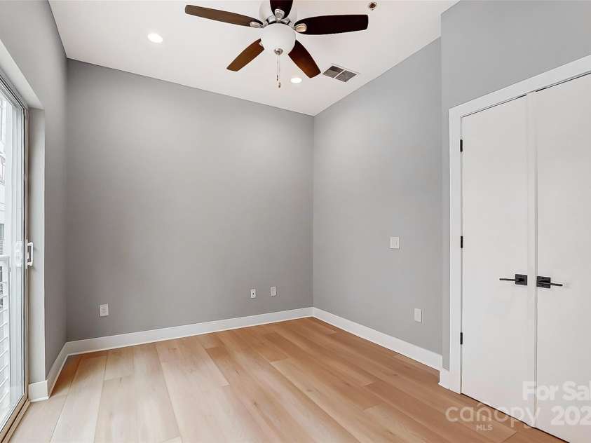 2094 Euclid Avenue, Charlotte, NC 28203.  MLS# CAR4243707, YatesRealty ID 5152. 