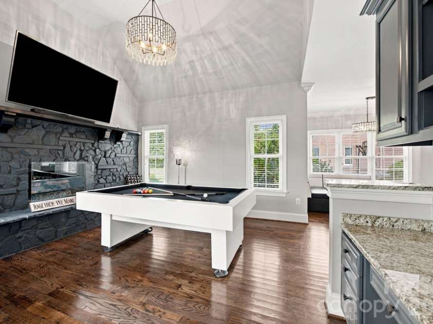 6671 Fox Ridge Circle, Davidson, NC 28036.  MLS# CAR4425420, YatesRealty ID 51520. 