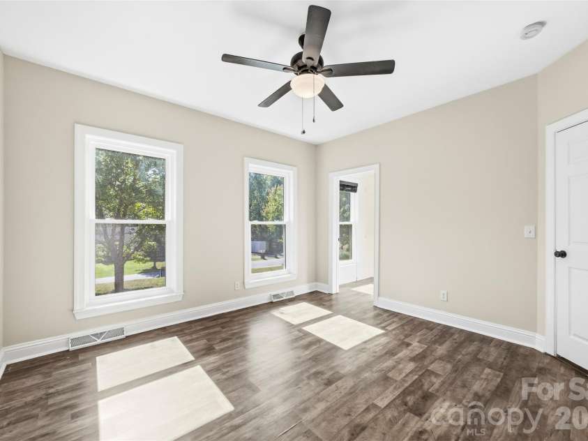 3787 Rolling View Lane, Maiden, NC 28650.  MLS# CAR4426067, YatesRealty ID 51521. 