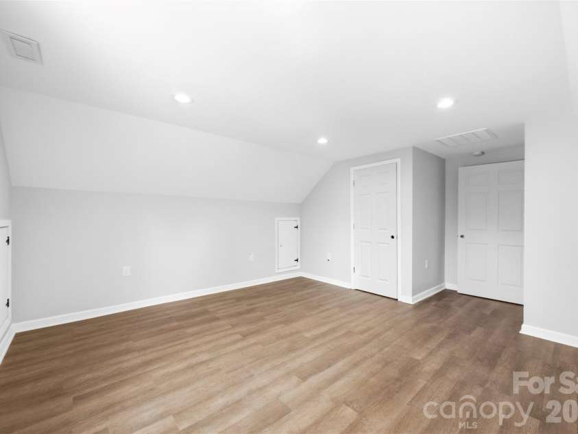 3787 Rolling View Lane, Maiden, NC 28650.  MLS# CAR4426067, YatesRealty ID 51521. 
