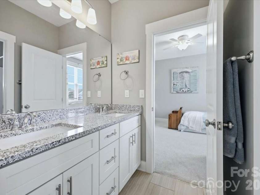 6967 Pin Oaks Drive, Denver, NC 28037.  MLS# CAR4424547, YatesRealty ID 51522. 