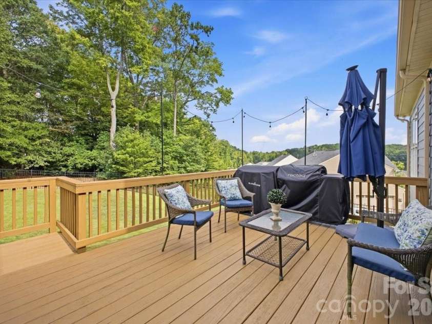 6967 Pin Oaks Drive, Denver, NC 28037.  MLS# CAR4424547, YatesRealty ID 51522. 