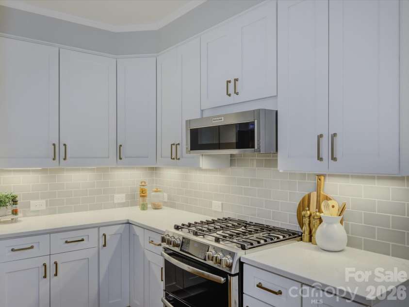 2503 Winding Oak Drive, Charlotte, NC 28270.  MLS# CAR4423350, YatesRealty ID 51527. 