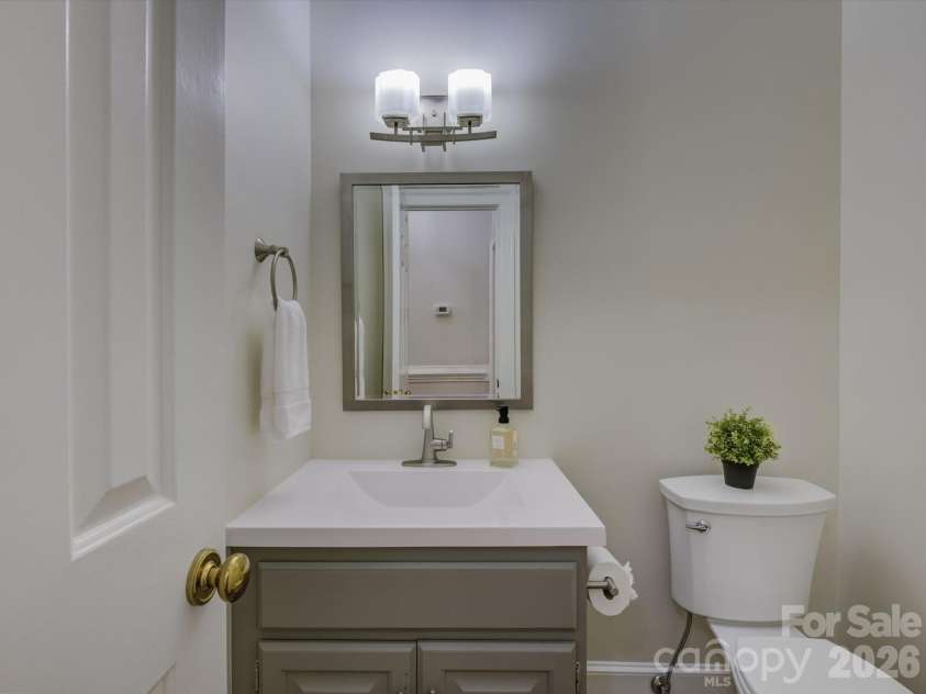 2503 Winding Oak Drive, Charlotte, NC 28270.  MLS# CAR4423350, YatesRealty ID 51527. 