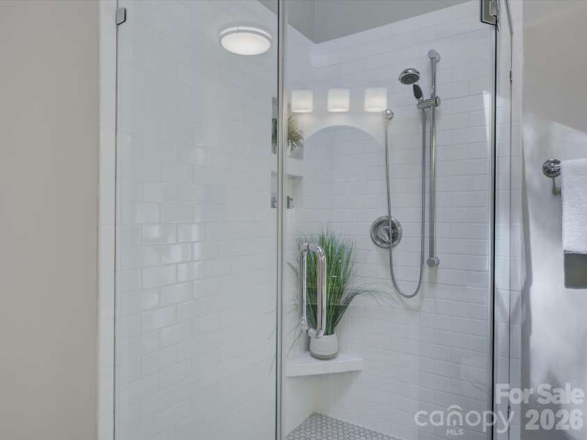 2503 Winding Oak Drive, Charlotte, NC 28270.  MLS# CAR4423350, YatesRealty ID 51527. 
