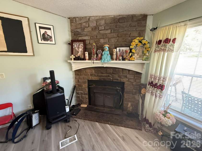 907 Epley Drive, Marion, NC 28752.  MLS# CAR4424716, YatesRealty ID 51528. 
