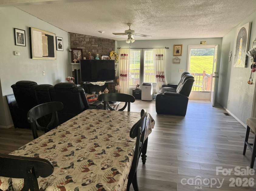 907 Epley Drive, Marion, NC 28752.  MLS# CAR4424716, YatesRealty ID 51528. 