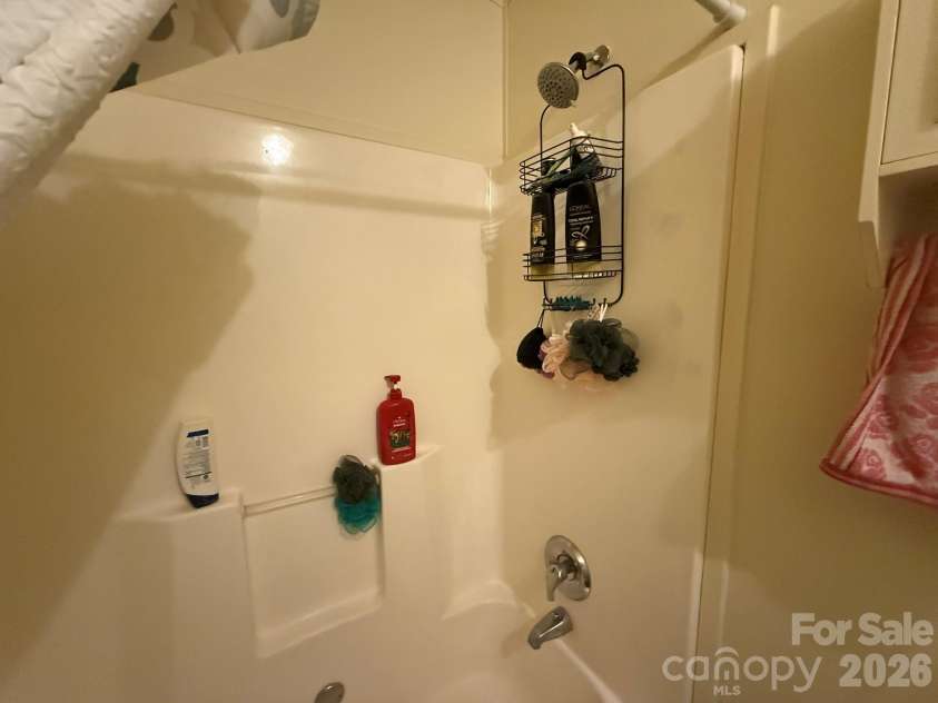 907 Epley Drive, Marion, NC 28752.  MLS# CAR4424716, YatesRealty ID 51528. 