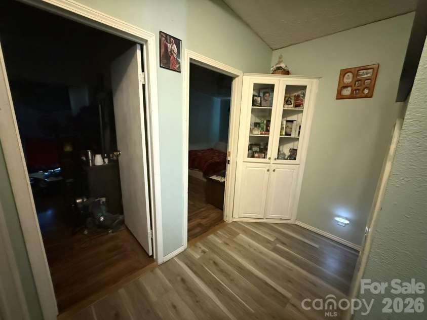 907 Epley Drive, Marion, NC 28752.  MLS# CAR4424716, YatesRealty ID 51528. 