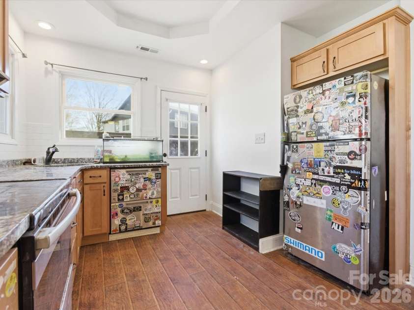 1810 Marguerite Avenue, Charlotte, NC 28205.  MLS# CAR4337583, YatesRealty ID 5153. 