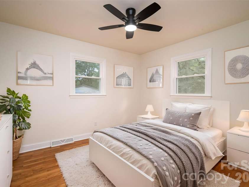 1081 Redleaf Trail, Lincolnton, NC 28092.  MLS# CAR4424595, YatesRealty ID 51531. 