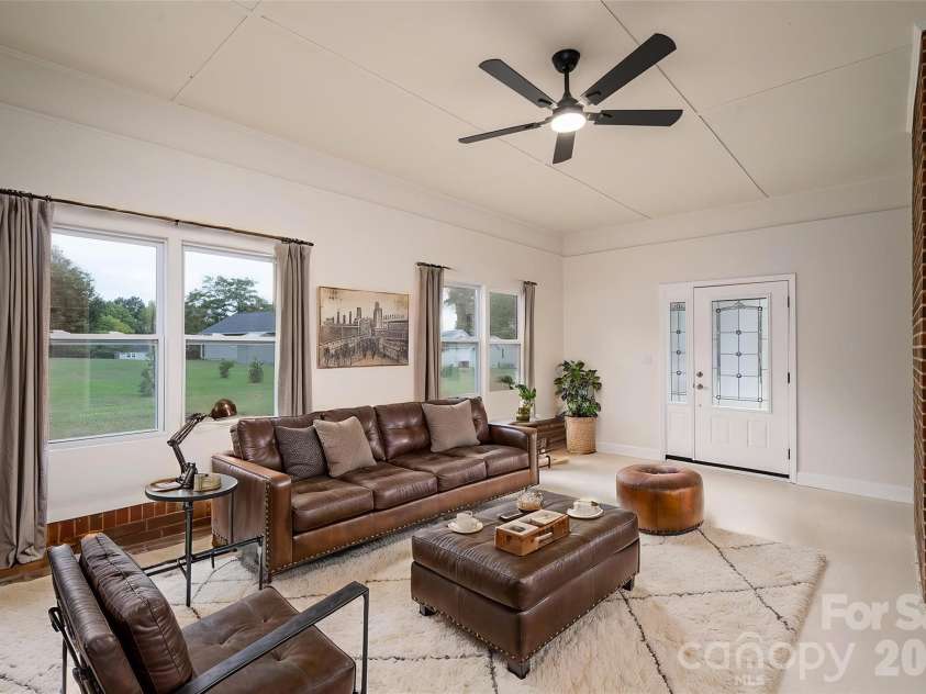 1081 Redleaf Trail, Lincolnton, NC 28092.  MLS# CAR4424595, YatesRealty ID 51531. 
