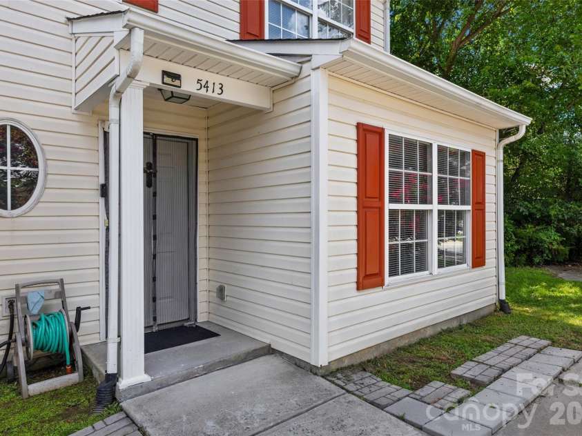 5413 Esther Lane, Charlotte, NC 28214.  MLS# CAR4426149, YatesRealty ID 51532. 