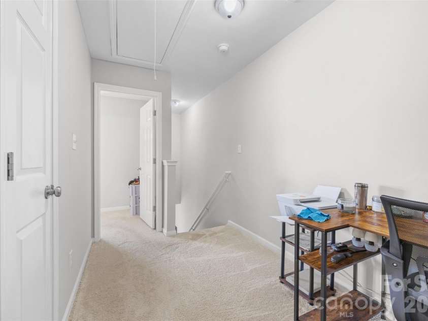 5413 Esther Lane, Charlotte, NC 28214.  MLS# CAR4426149, YatesRealty ID 51532. 