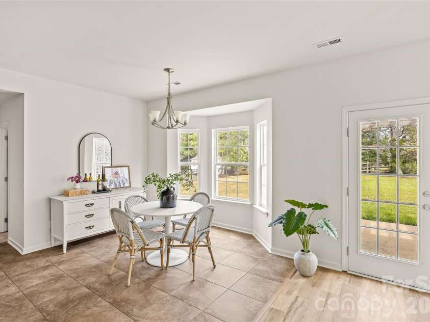 6106 Greengate Lane, Waxhaw, NC 28173.  MLS# CAR4420933, YatesRealty ID 51534. 