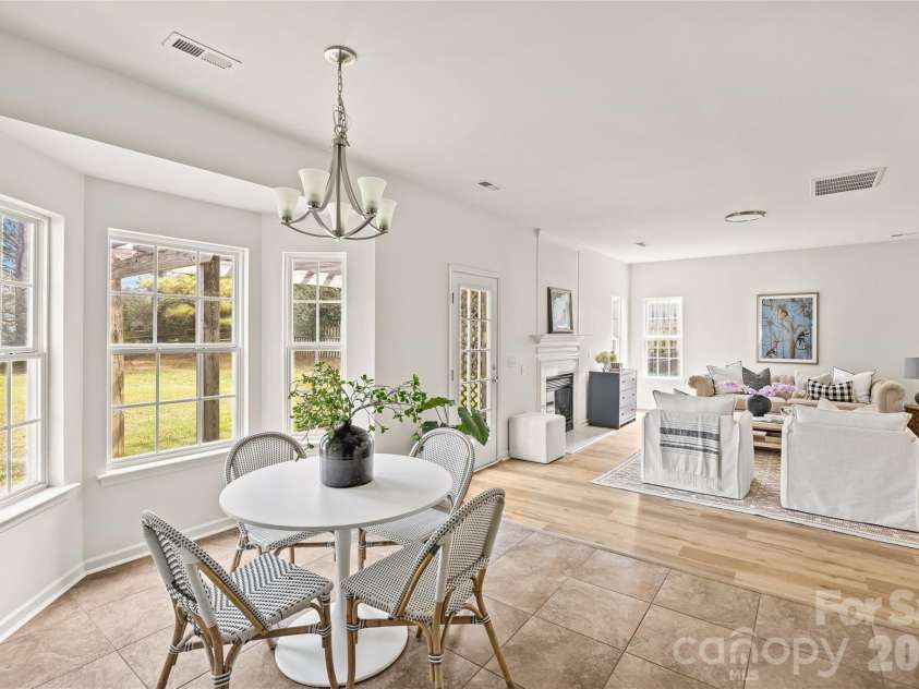 6106 Greengate Lane, Waxhaw, NC 28173.  MLS# CAR4420933, YatesRealty ID 51534. 